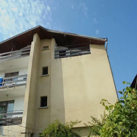 Guest house Две Сестри Lozenets